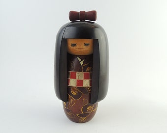 Vintage Japanese Kokeshi Doll