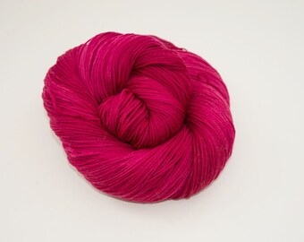 Hand-dyed yarn - Merino/Nylon 4ply - 100g - Cherry