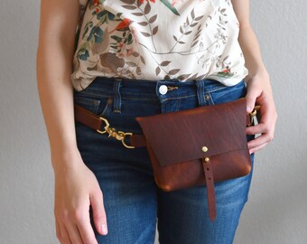 The Bogotá - Hip Bag and Pouch Purse in Rustic Red Kodiak Leather