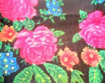 Soviet vintage Russian woolen shawl Floral design Shawl from USSR Shawl with flowers Floral head scarf Soviet style of 1980-s