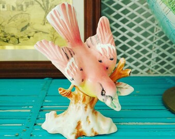 A little vintage ceramic birdie told me