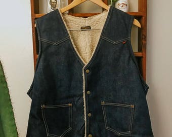 vintage 80s mens sherpa lined denim vest / KEY JEANS / winter apparel / pockets