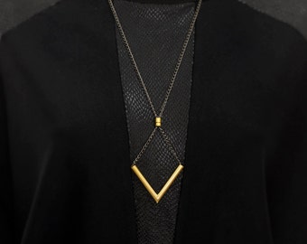 Chevron Necklace, V Necklace, Gold Necklace, Statement Necklace, Necklaces For Women, NB009