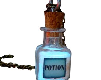 poTIOn NecklACe Glow in the dark necklace pendant bottle