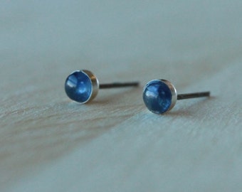 Sapphire Gemstone 4mm Bezel Set on Niobium or Titanium Posts (Hypoallergenic Stud Earrings for Sensitive Ears)