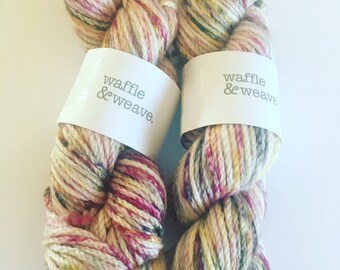 16ply super bulky hand dyed yarn in tequila sunrise speckle / speckled yarn / merino wool yarn / chunky yarn / knitting / crochet / Blue