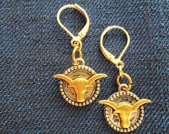 Longhorn earrings with levered clasp