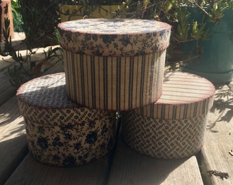 Set of 3 Vintage-Style Fabric-Covered Boxes