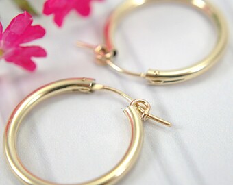 22mm 14k gold filled hoop earrings medium size .825 inch hollow tube hoop earrings lightweight earrings gold hoops round lever closure clasp