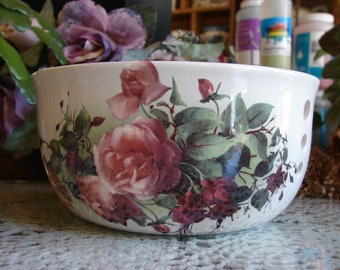 Misty Pink Roses & Deep Red Fuchia! Large Ceramic Yarn Bowl / Yarn Holder