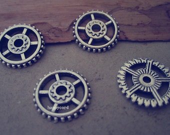 20pcs Antique silver gear pendant charm 17mm