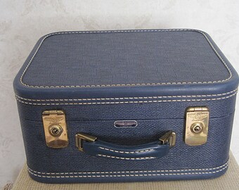 Vintage American Tourister Suitcase / Blue 1950s Cosmetic Case / Train Case / Carry-on Luggage