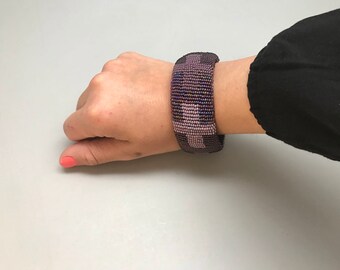 Purple handmade beaded bracelet