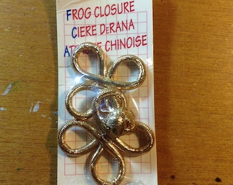 Gold Frog Closure