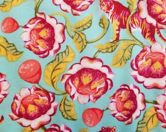 Tula Pink Eden Fat Quarter Lotus/Tomato