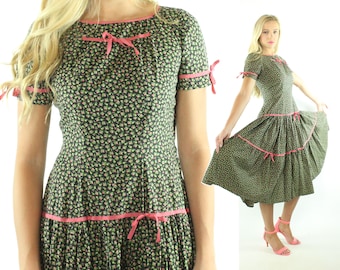 Vintage 50s Floral Dress Full Skirt Short Sleeves Pink Green Black Cotton 1950s Medium M Pinup Rockabilly