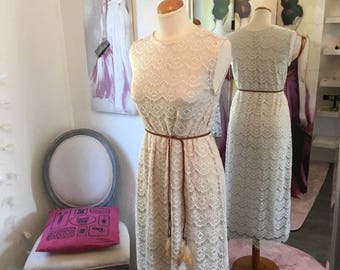 Lace long dress white-Bohemian-chic model Anais spirit