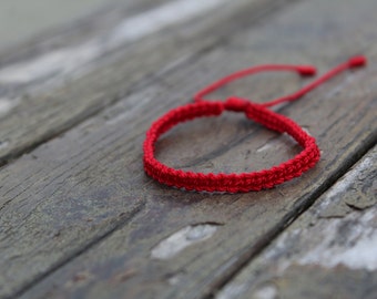 Red bracelet,red string bracelet,kabbalah bracelet,buddhist bracelet,pulsera roja,mal de ojo,protection bracelet,black bracelet,red,