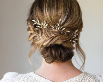 wedding hair pinphoto