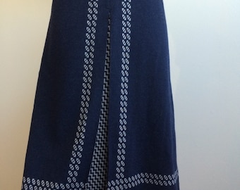 Vintage Blue front pleat skirt with dual pattern 33" waist