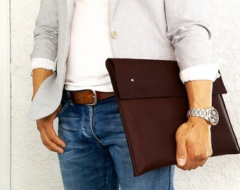 Macbook housse en cuir / 15" Laptop Sleeve / portefeuille / Laptop Case / Handstiched cuir Folio pour macbook 15" fait de cuir Horween.