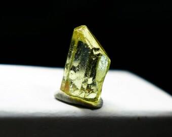 Yellow Apatite Crystal from Mexico-3.49 carats - 11x6x6 mm