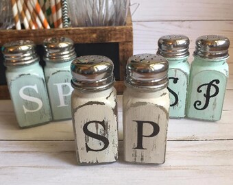 Rustic Salt and Pepper Shaker Set, Rustic Salt and Pepper Shakers, Salt and Pepper Shakers, Rustic Farmhouse Decor, Farmhouse Decor, Rustic