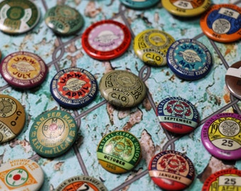 Vintage Union Buttons Pins