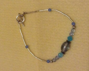Blue and gray beaded bracelet