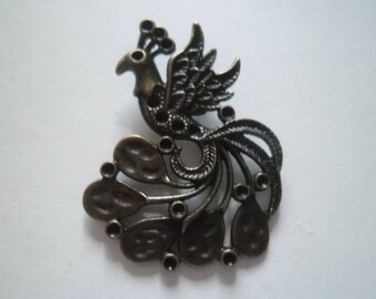 1 royal Peacock charm pendant bronze 5.1 x 4 cm