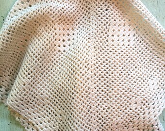 16 1/2" x 17 1/2" Vintage Crocheted Dresser Scarf
