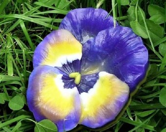 Pansy Soap-Flower Soap-Women Gift- Mother's Gift-Party Favor