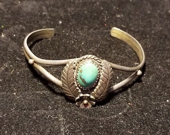 Old Turquoise and Sterling cuff bracelet Flower & Leaves Native American