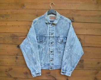 1970’s Levi’s Denim Jacket Size Large Light Stonewash Jean Jacket Acid Wash Made in USA Tribal Indian Painting Art
