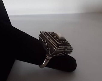 Vintage~Antique~Sterling Silver~Poison Ring~Unusual~Big~Pill Box~Locket~Snuff~Ring~925~Stash~Compartment~sz~6 adj.~Woman~Art Deco~14+gm~40's
