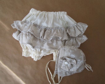 A Champagne Toast Bloomer Set