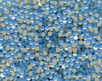 2028 SS6 abo *** 50 Swarovski Xilion roseflat back SS6 (2,05mm) air blue opal