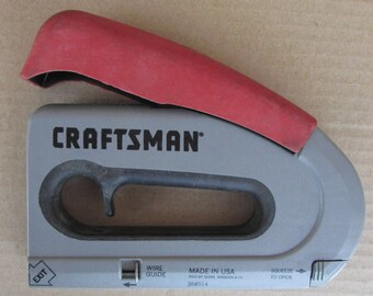 Craftsman Easy Fire Heavy Duty Stapler Nail Gun