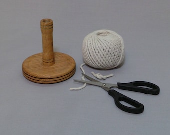 String Dispenser with Scissors