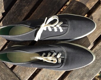 Vintage PF Flyers -FREE SHIPPING!