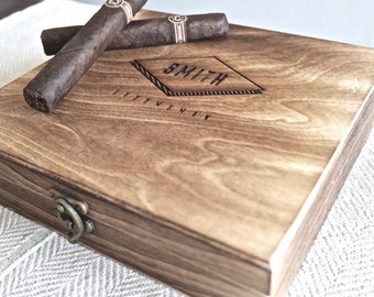 Groomsmen Gift Box - Personalized Cigar Box – Engraved