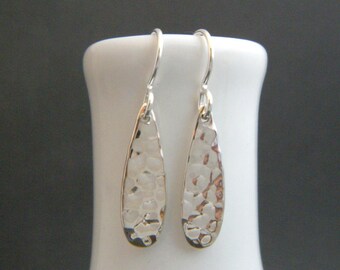 small sterling silver hammered teardrop earrings simple hook leverback lever back drop dangle everyday simple minimalist jewelry classic