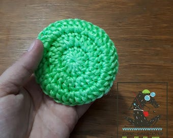 one scrubbie, dish scrubbie
