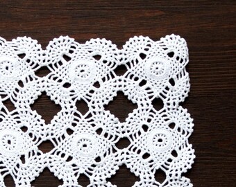 White square Crochet Doily Vintage doily