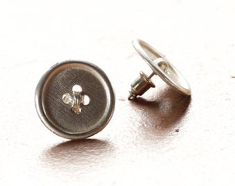 Earrings button