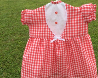 Red Gingham Clothespin Bag with matching handpainted clothespins