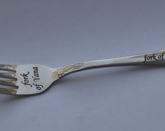 Mr & Mrs Wedding Forks Custom Wedding Date Fork Set Engagement Gift Engraved Forks Cake Forks Custom Wedding Forks Bridal shower gift
