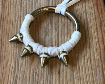 The Rex - brass spiked ring with white leather