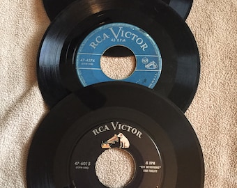 RCA Victor 45 record lot Eddie Fisher Wedding Bells/ A Man Chases a Girl/ Sorry/Just Say I Love Her/ Forgive Me/ Thats The Chance You Take