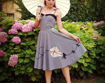 Pin Up 50s Vintage Inspired Full Circle Poodle Skirt, Kite Applique Skirt handmade by BlancheOfArts